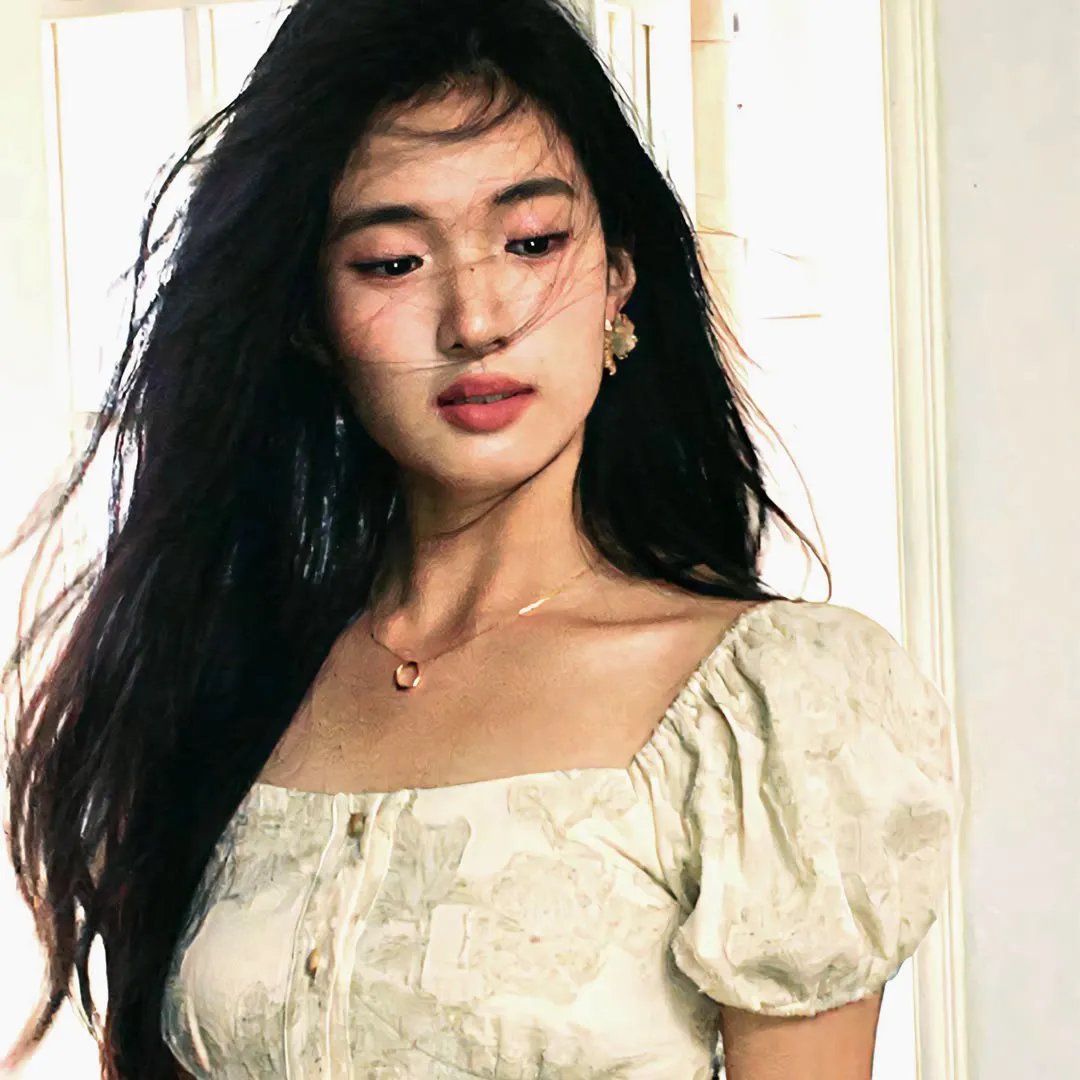 女警撞到夫